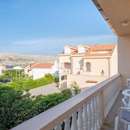 Apartment Wish - Two Bedrooms With 2 Ac Renewed Pag Town Exteriér fotografie