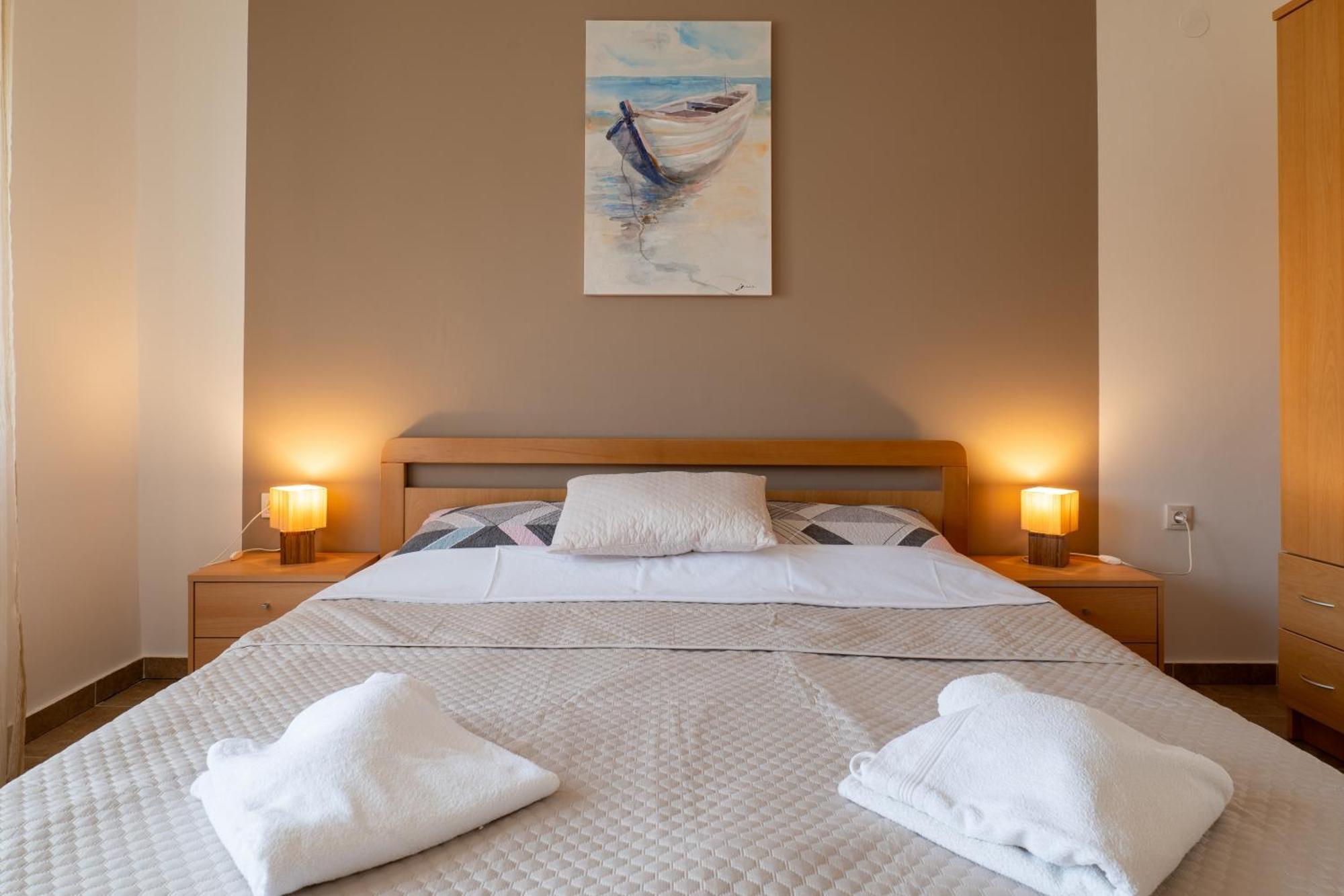 Apartment Wish - Two Bedrooms With 2 Ac Renewed Pag Town Exteriér fotografie