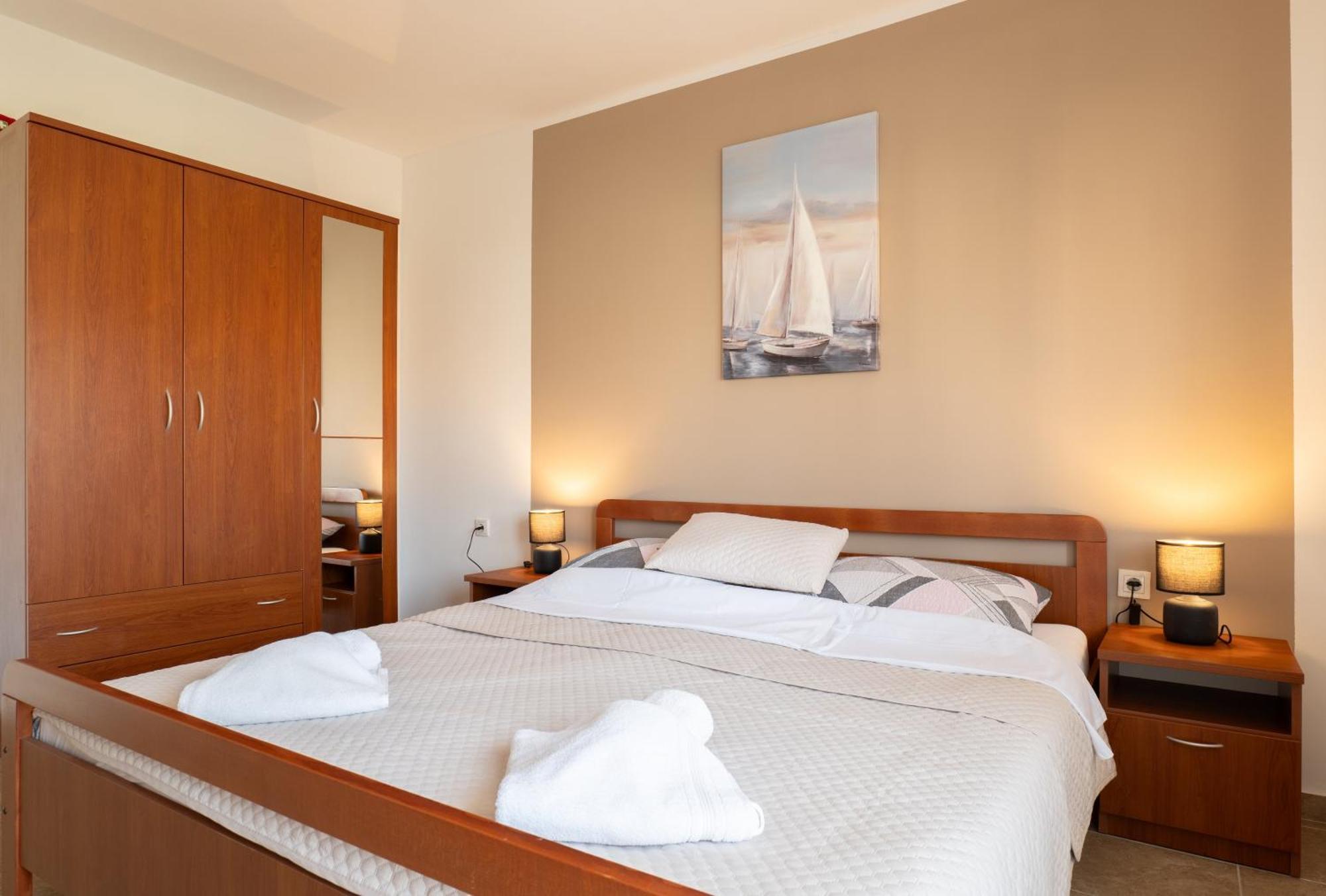 Apartment Wish - Two Bedrooms With 2 Ac Renewed Pag Town Exteriér fotografie